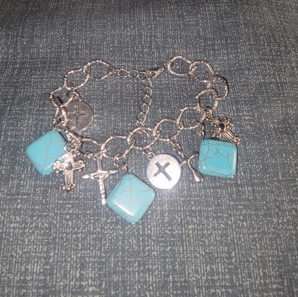 Misses faux Silver and turquoise  cross charms dangle Bracelet cute adjustable - Picture 2 of 7
